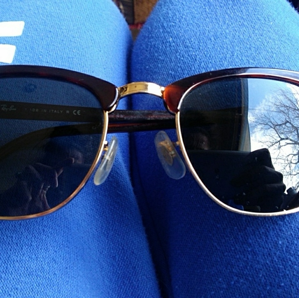 Ray Ban sunglasses 😎 EUC
